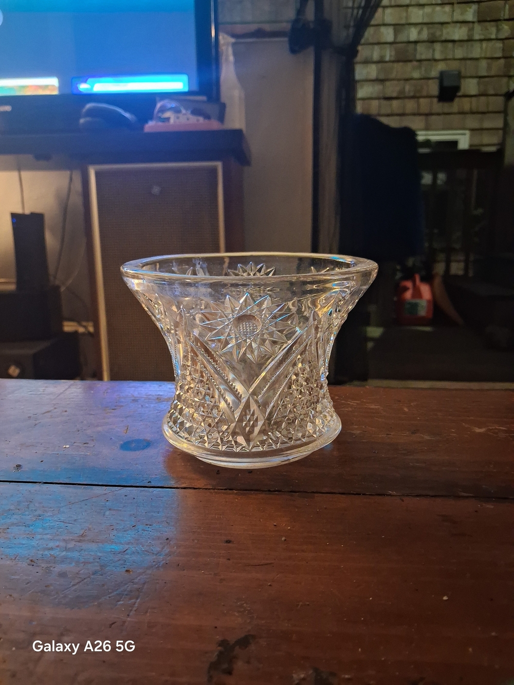 American brilliant vintage crystal vase - Clear